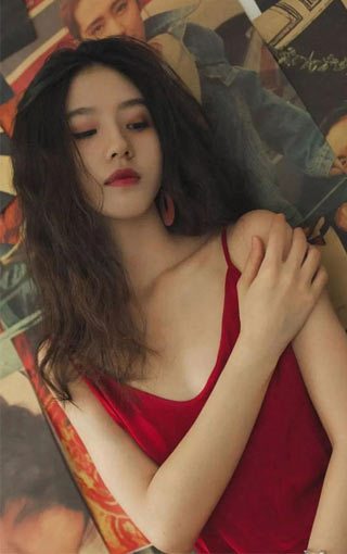 红色吊带睡衣长发性感美女手机壁纸